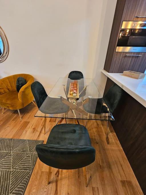 Comfortable Two Bedroom Flat Hove Exteriér fotografie